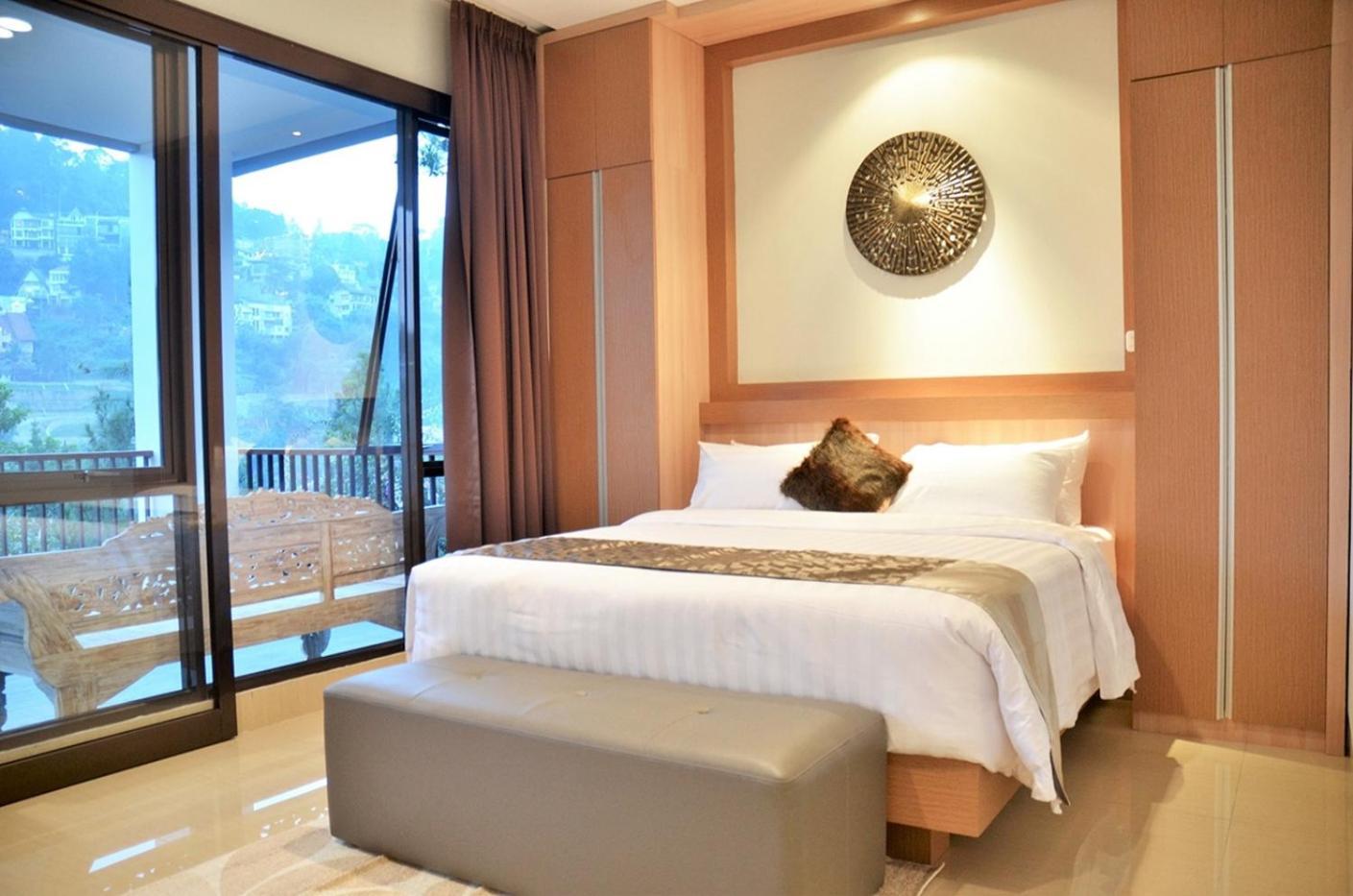 Narwastu Hill View Villa 6 Bedrooms With A Private Swimming Pool Bandung Eksteriør billede